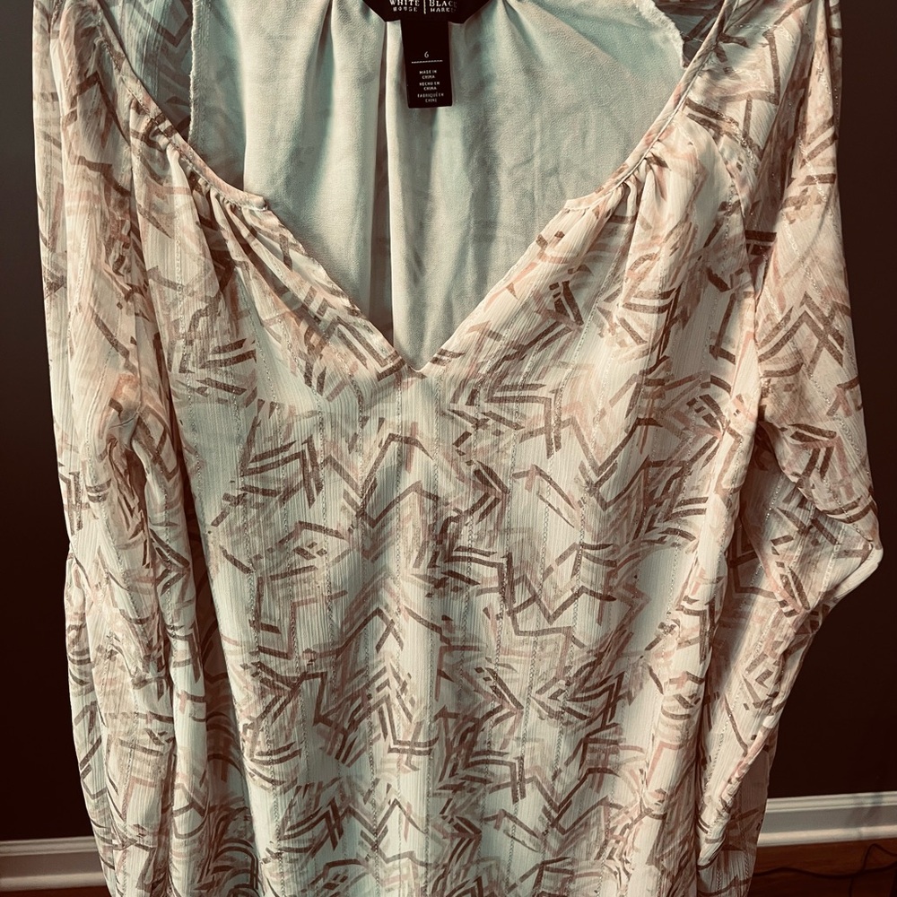 WHBM Geometric Patterned Blouse - Picture 2 of 4